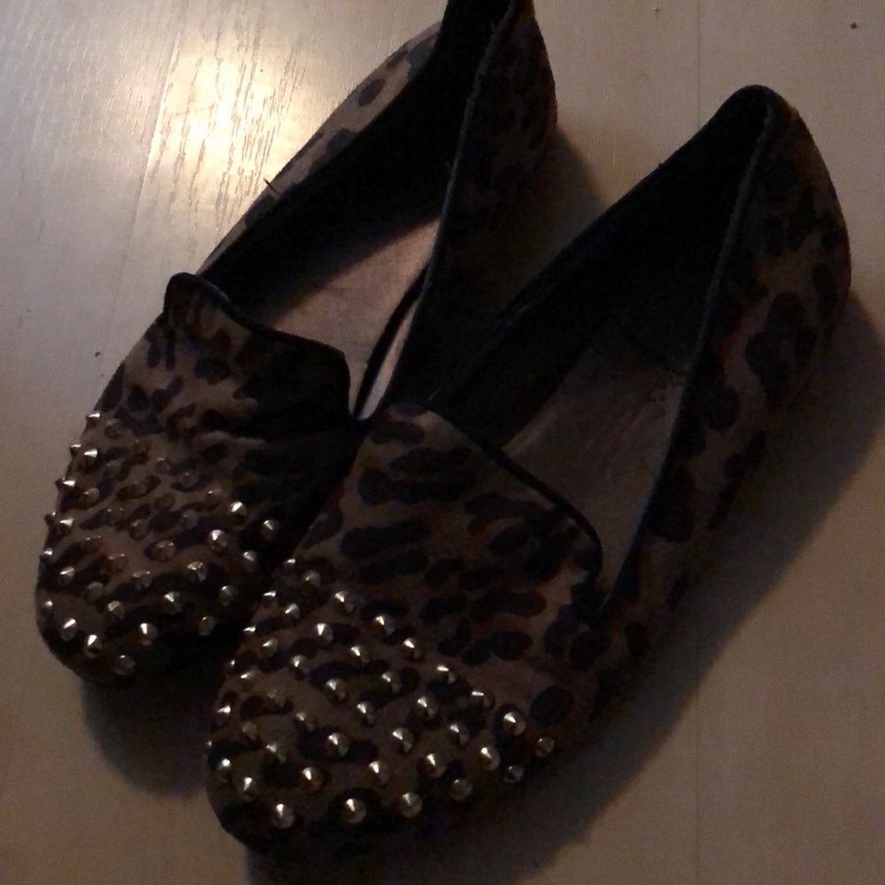 Leopard Studded Flats (7)